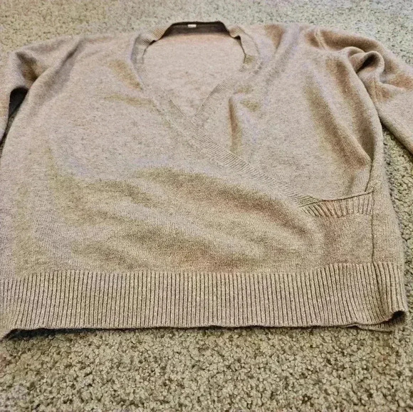 Softome Oatmeal V-Neck Wrap Sweater W/ Ribbed Hems, Size XL - Picture 2 of 5